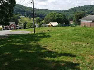 234 New Hope Rd, Princeton, WV 24740