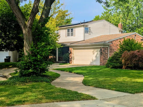 20519 Mauer St, Saint Clair Shores, MI 48080