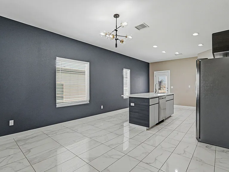 125 Via Rojas Dr — Photo 18