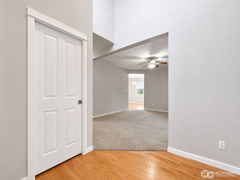 3rd image of 4158 SE Fairway Circle