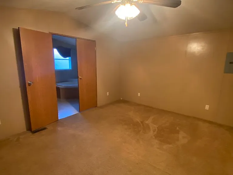 109 S Cedar Ave #2 — Photo 3