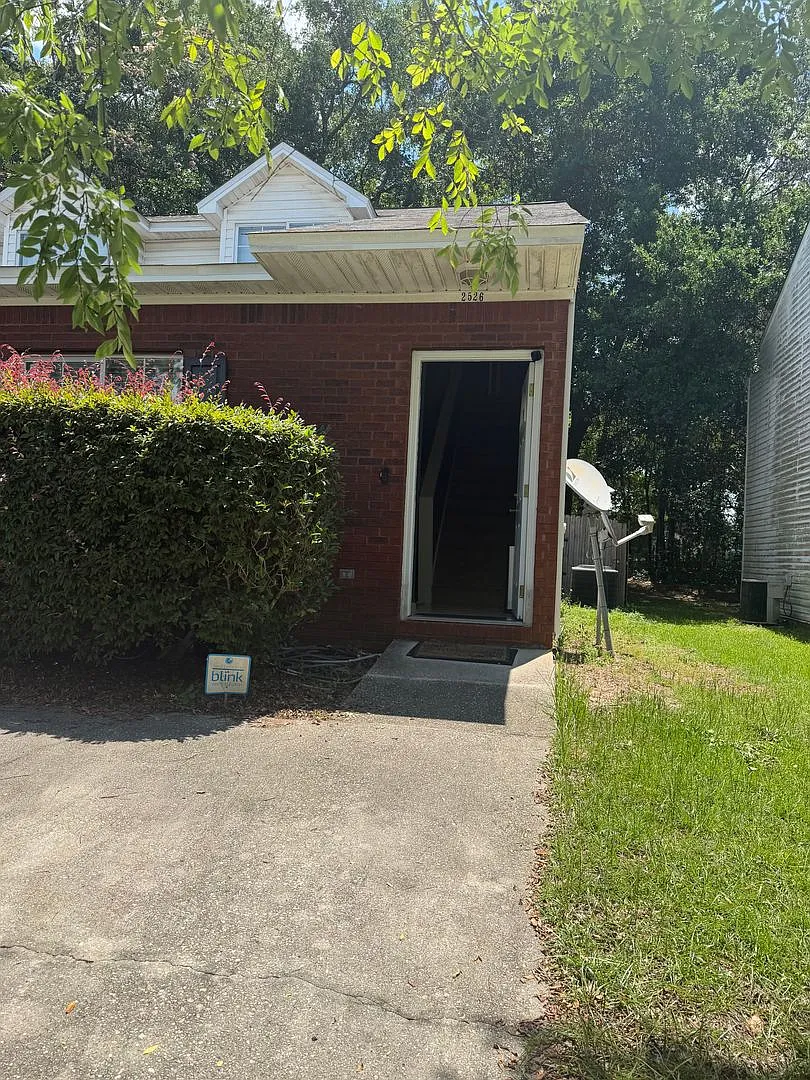 3/2 Townhome for 1550$ — Photo 2