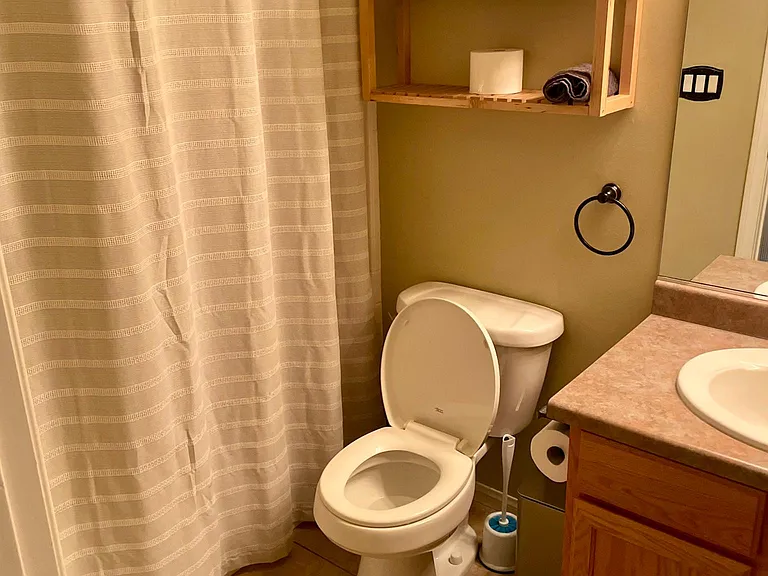 6360 Tamarisk Ave — Photo 15