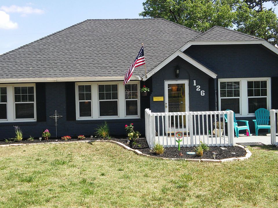 1st image of 126 Wayside Dr