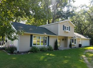 2565 Weaver Rd, Port Austin, MI 48467