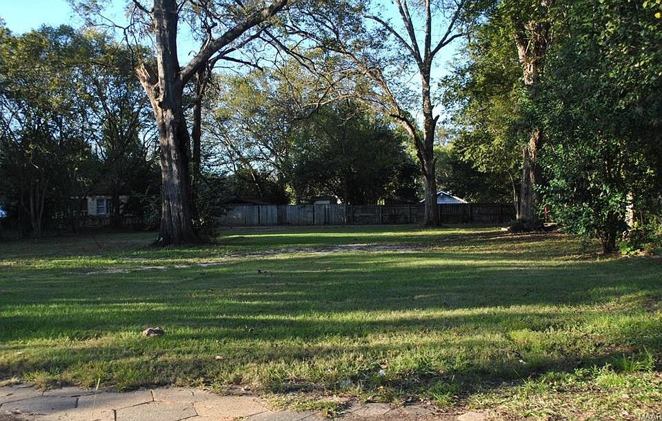 1st image of 2117 Highland Ave
