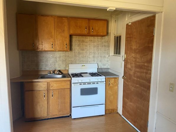112 N Crestline St #4