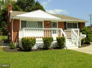 8439 Bay Dr, Pasadena, MD 21122