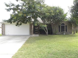 210 Whitestone Way, Weatherford, TX 76085