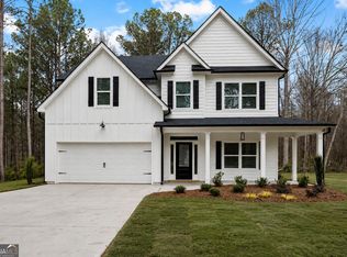 79 Lamb Rd, Moreland, GA 30259