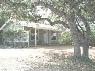 204 9th St, Blanco, TX 78606