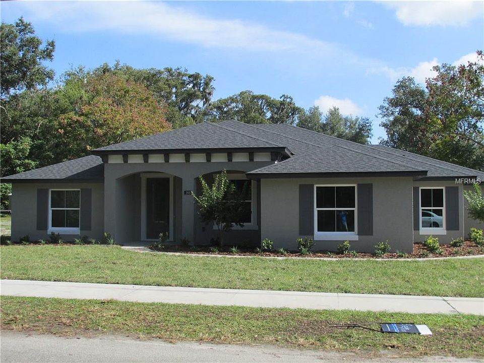 1st image of 268 S Oak Ave