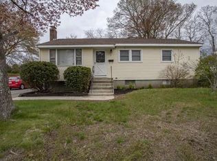 19 Devine Rd, Randolph, MA 02368
