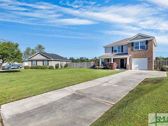 3rd image of 180 Willow Oak Drive