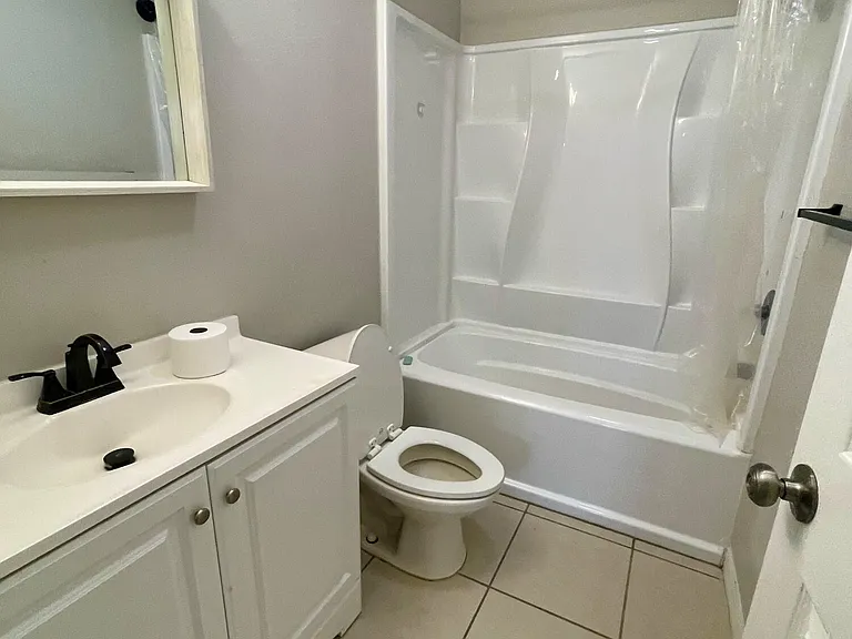 5007 Sail Ct #5007 — Photo 9