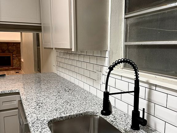 2nd image of 7311 Edenborough Dr