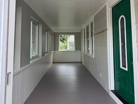 2nd image of 31 Bartlett St