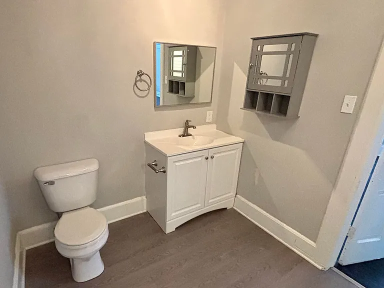 1207 E Kane Pl — Photo 13