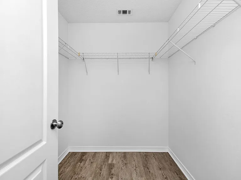 1477 Sturbridge Pl — Photo 13