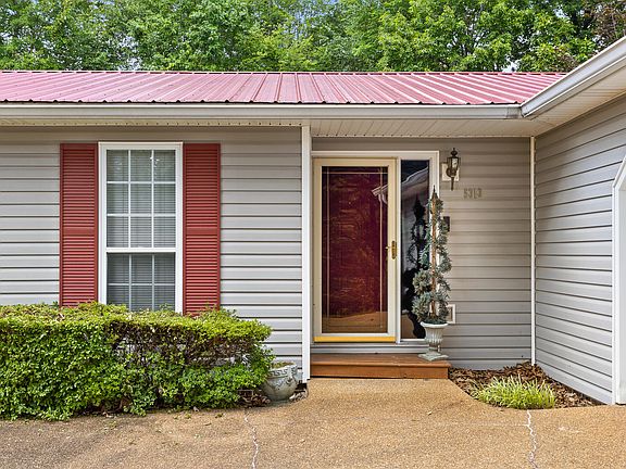 2nd image of 5313 Village Garden Dr