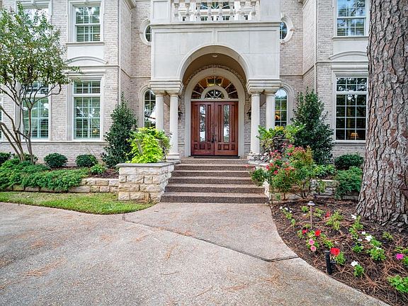 3rd image of 1800 Lantana Ct