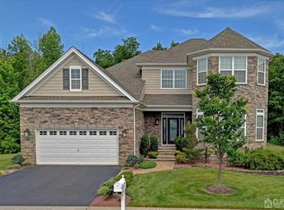 100 Tournament Dr, Monroe Township, NJ 08831