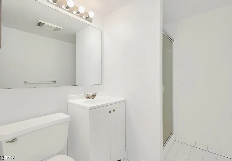 50 Pine St #211 — Photo 13