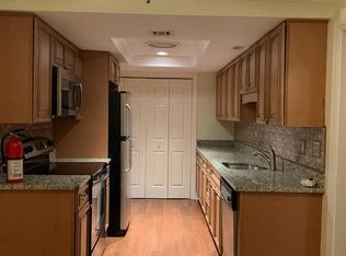 36 Haddon Rd #C, Monroe Township, NJ 08831