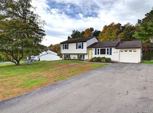 50 Greenes Ridge Rd, Hamden, CT 06514