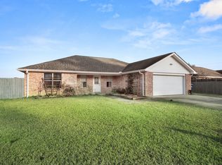 101 Mayhaw St, Deridder, LA 70634