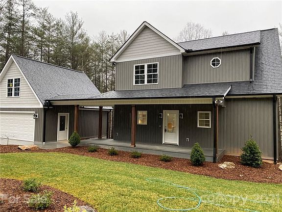 2nd image of 2086 Robert Dr