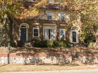 1108 Ward Pkwy #1, Kansas City, MO 64112