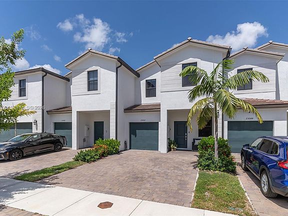 5th image of 23052 SW 129th Pl