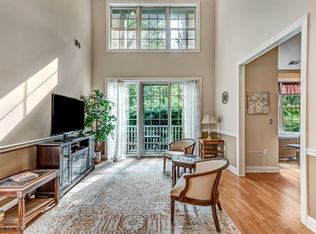 277 Victoria Dr, Bridgewater, NJ