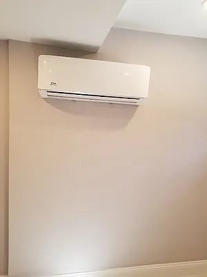 Rented by Dyer Estate Mgmt | media 25