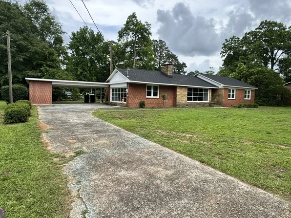 402 Westview Dr, Fort Valley, GA 31030