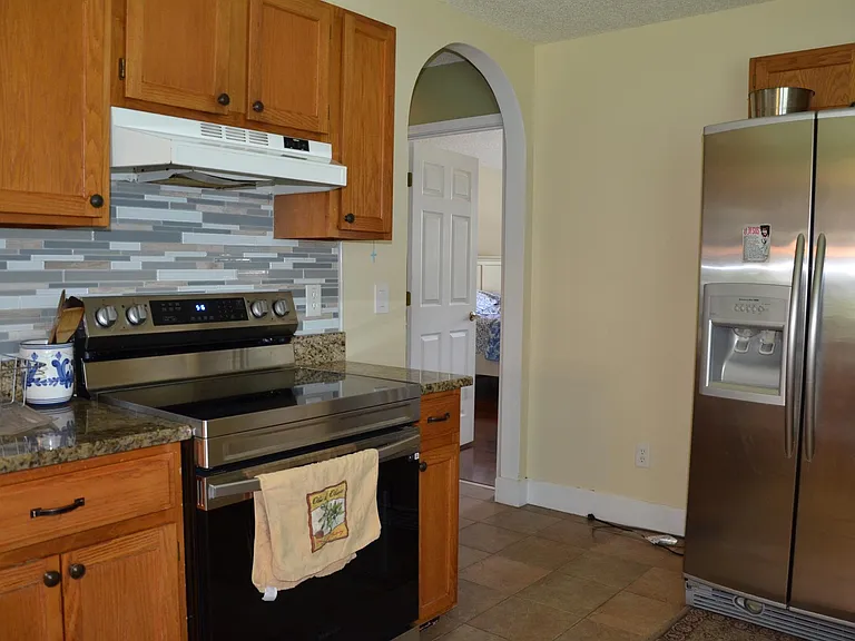 4372 Allanwood Ct — Photo 12