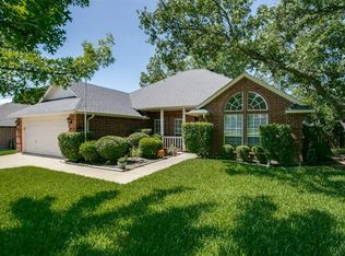1513 Donna Ln, Bedford, TX 76022
