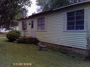 312 N Lee Dr, Gladewater, TX 75647