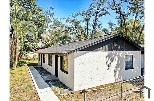 1204 E Seneca Ave Photo 1