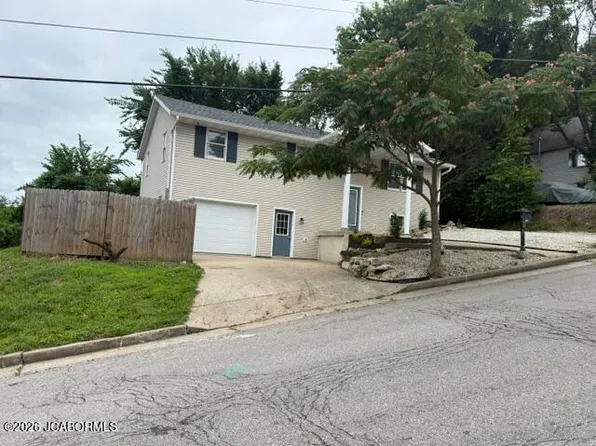 1503 Edmonds St, Jefferson City, MO 65109