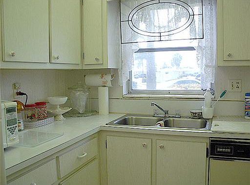 4th image of 2824 Crosley Dr E APT D