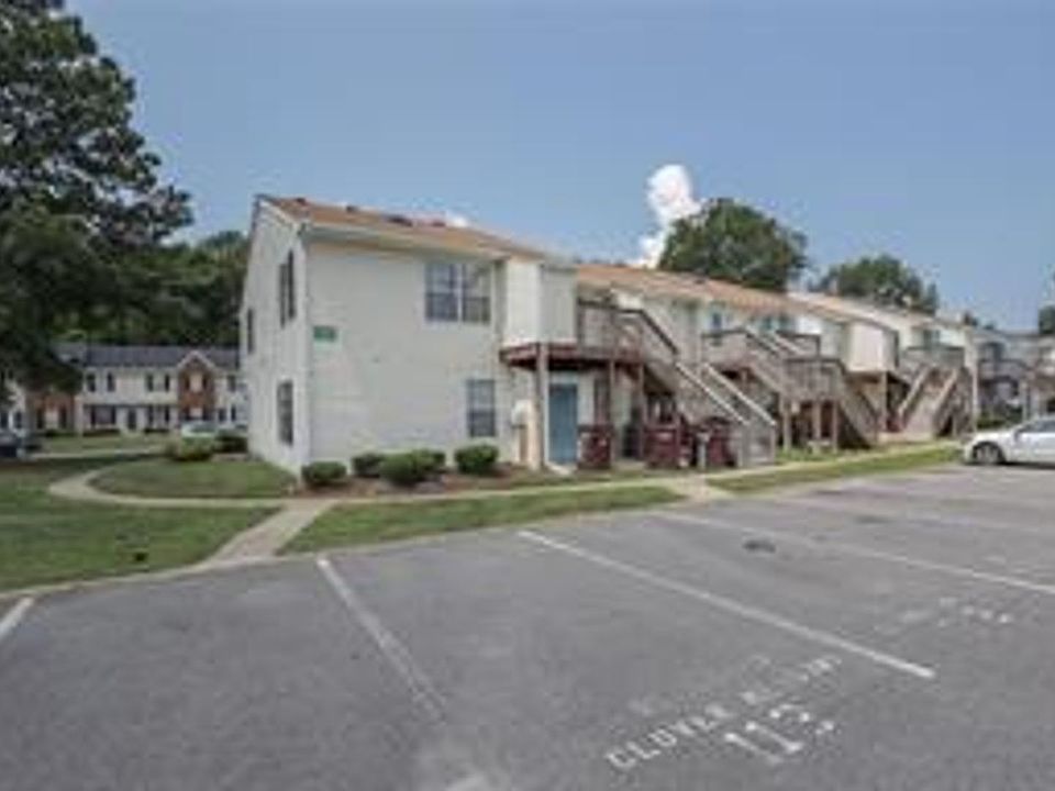 1st image of 3555 Clover Meadows Dr