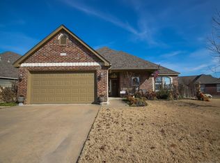 8029 E Silverado Rd, Claremore, OK 74019