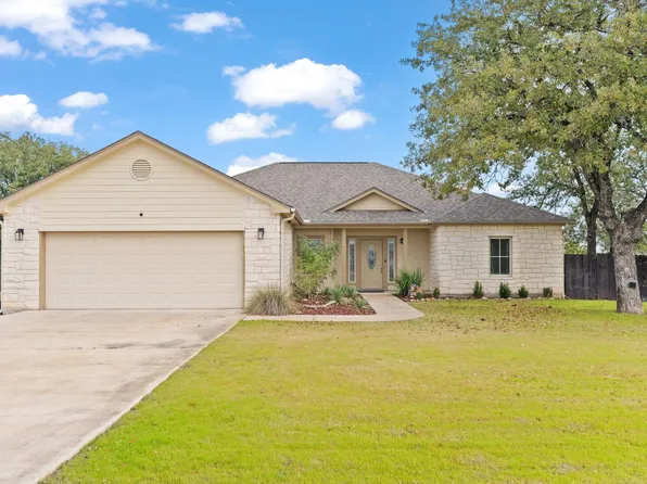 1518 Skyline Drive, Kingsland, TX 78639