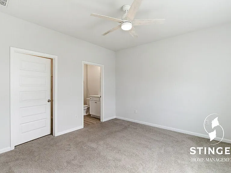 548 Hideaway St — Photo 23