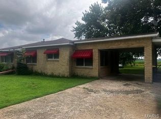 319 N Main St, Cardwell, MO 63829