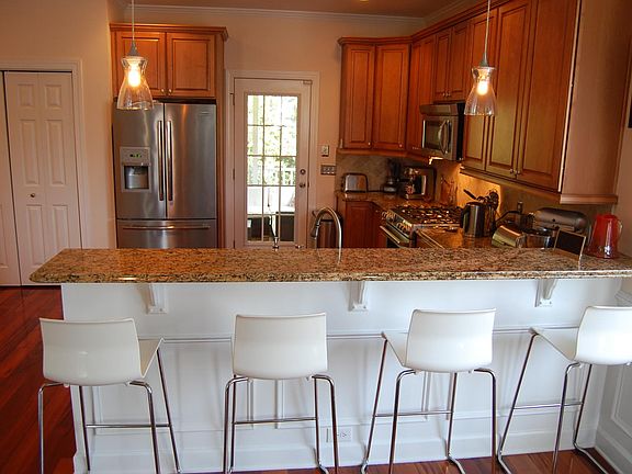 breakfast bar