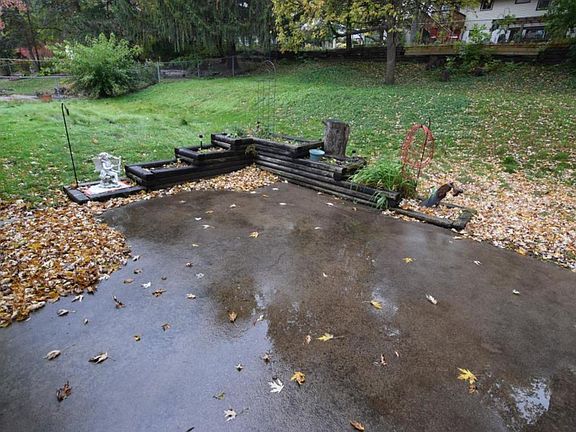 2nd image of 2431 Elm Dr
