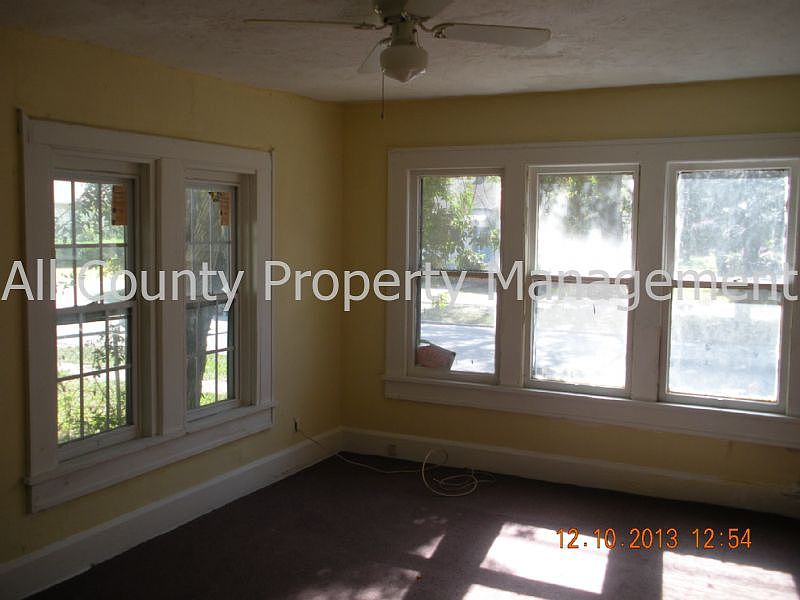 1st image of 1245 13th Ave S